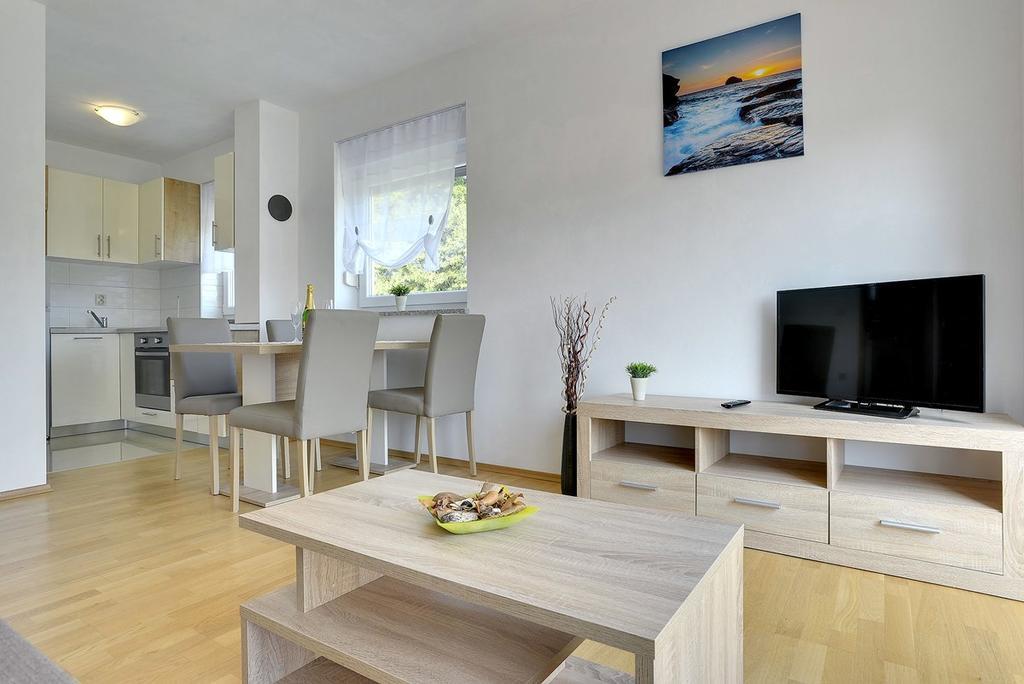 Apartments Kralj Medulin Bagian luar foto